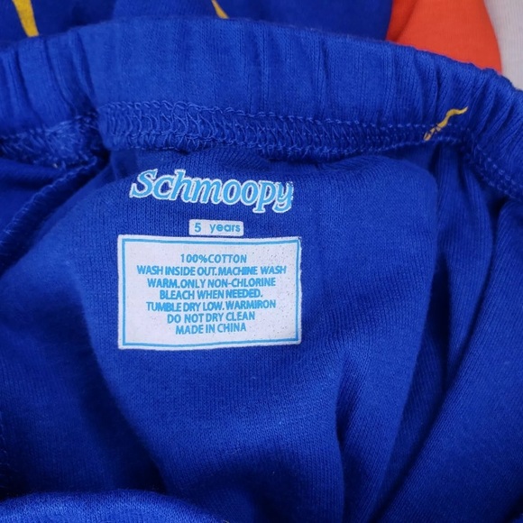 Schmoopy Blue Be a Hero Long Sleeve Pajamas with Removable Red Cape 8 years - Picture 12 of 13